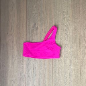 Brand new alo yoga pixie top in hot pink.